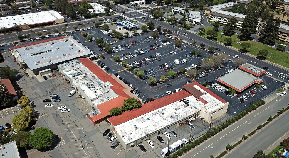 More Photos Of 785 Oak Grove Rd, Concord Unknown For Lease