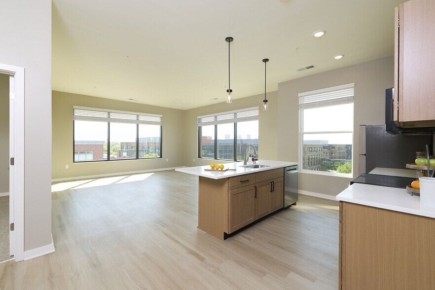 More Photos Of 1055 Yard St, Grandview Heights Apartments For Lease