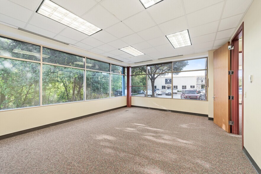 More Photos Of 12950 Country Pky, San Antonio Office For Lease