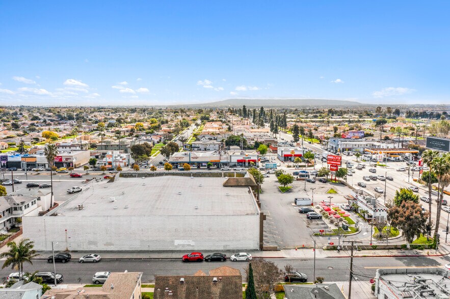 More Photos Of 3003 W Manchester Blvd, Inglewood General Retail For Sale
