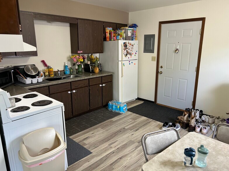 More Photos Of 615 Mount Nemo Ave, Eau Claire Multifamily For Sale