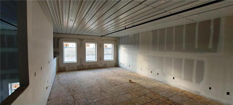 More Photos Of 940 McKinley Pky, Delano Light Manufacturing For Sale