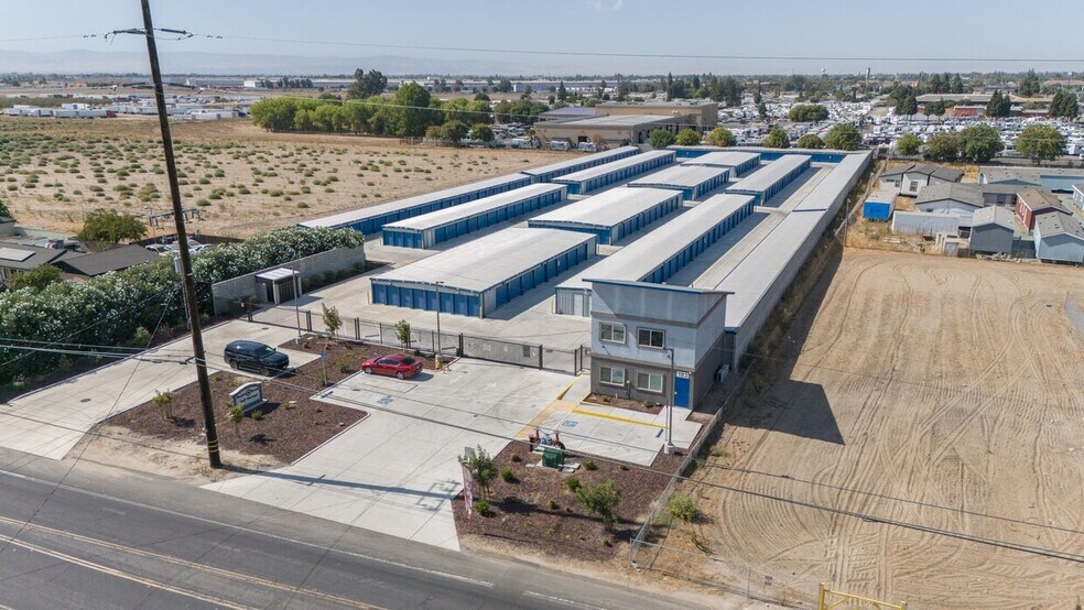 More Photos Of 183 S Austin Rd, Manteca Self Storage For Sale