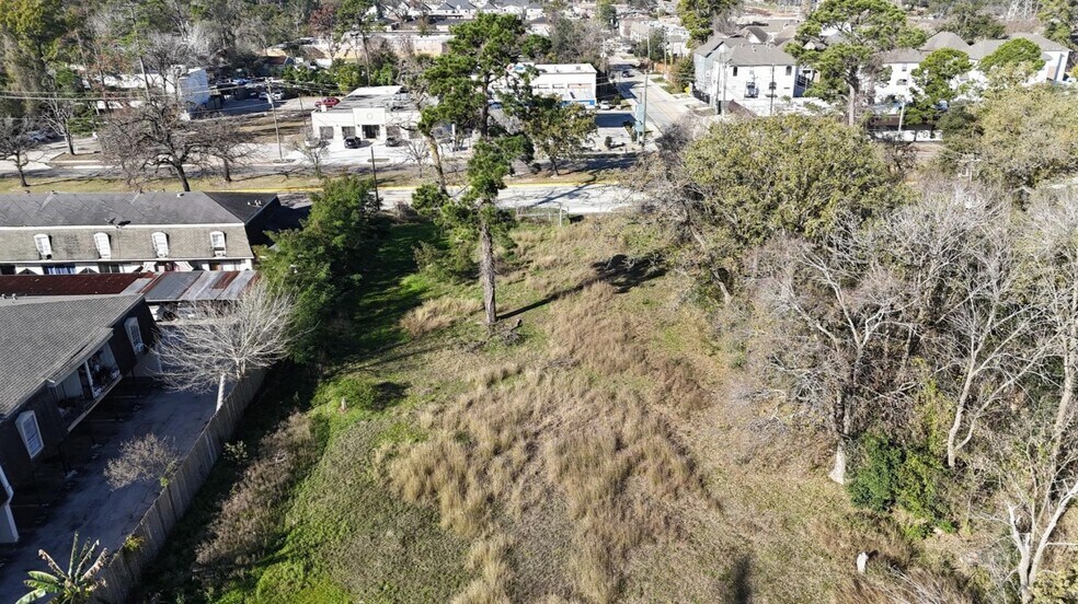 More Photos Of 2818 W TC Jester Blvd, Houston Land For Sale
