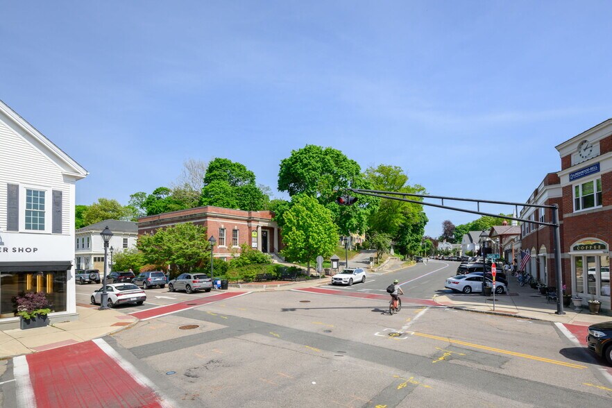 More Photos Of 14 Main St, Hingham Office Residential For Lease