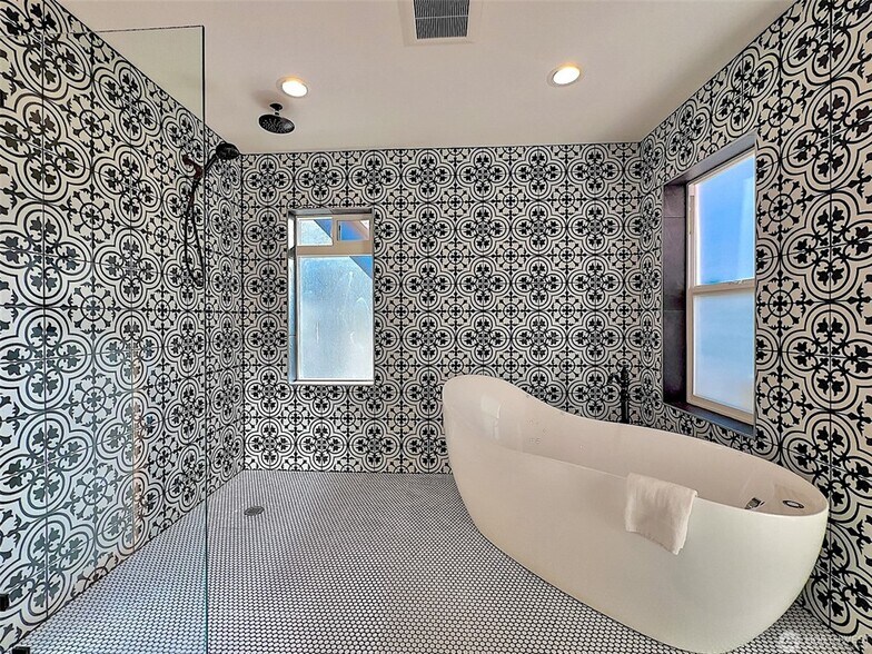 More Photos Of 19668 Highway 207, Leavenworth Hospitality For Sale