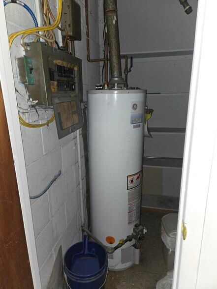 More Photos Of 278-290 Ronkonkoma Ave, Ronkonkoma Storefront For Lease