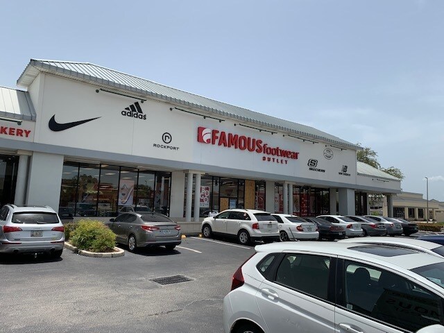 More Photos Of 5532-5580 International Dr, Orlando Storefront For Lease