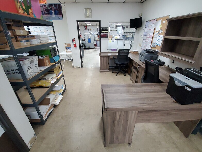 More Photos Of 930 S Mount Vernon Ave, Colton Unknown For Lease