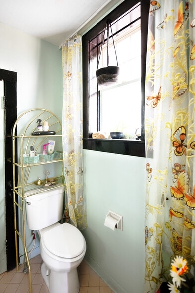 More Photos Of 200 E Vista St, Bisbee Movie Radio TVStudio For Sale