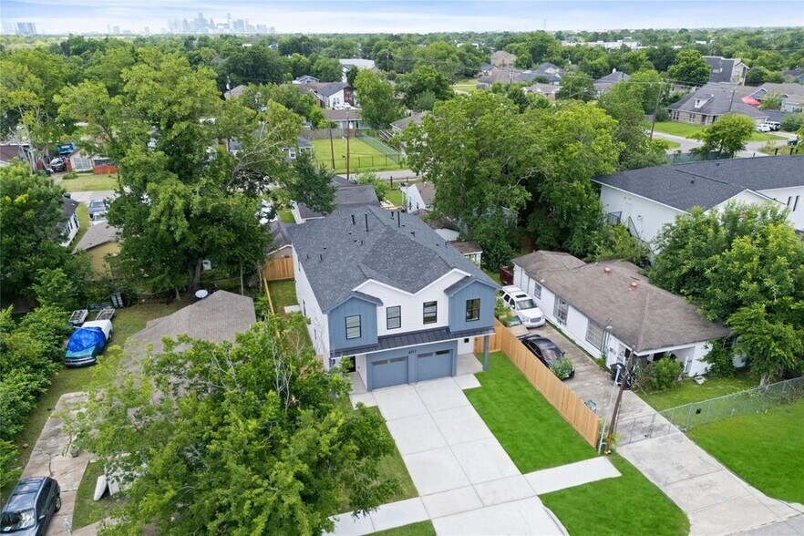 More Photos Of 4117 Kewanee Street #A/B, Houston Apartments For Sale