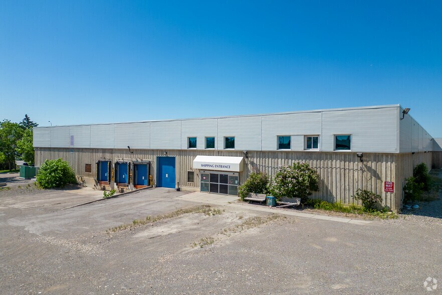 More Photos Of 5550 Skyline Way NE, Calgary Warehouse For Sale