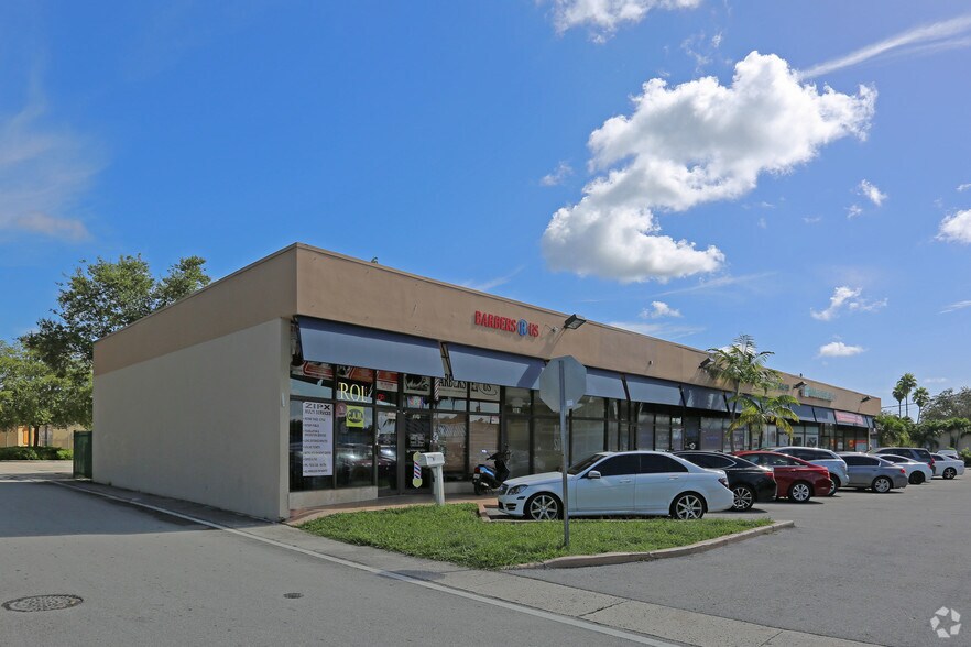 Primary Photo Of 357-379 NE 167th St, Miami Storefront For Lease