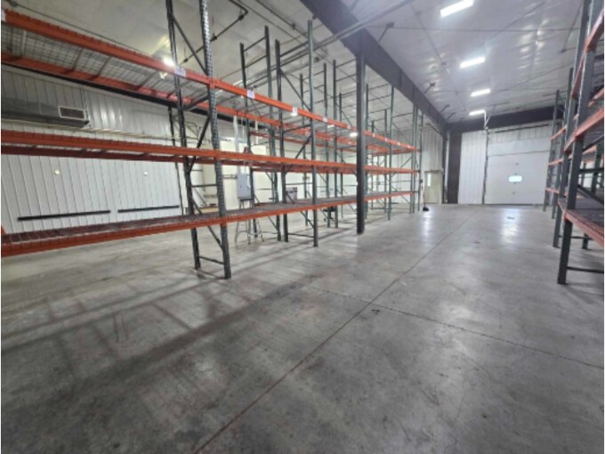 More Photos Of 1101 S Broadway St, Yankton Unknown For Lease