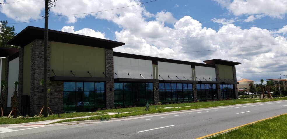 More Photos Of 7125 Hoffner Ave, Orlando General Retail For Lease