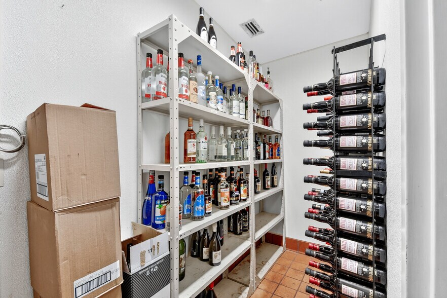 More Photos Of 1937-1965 A1A S, Saint Augustine Unknown For Lease