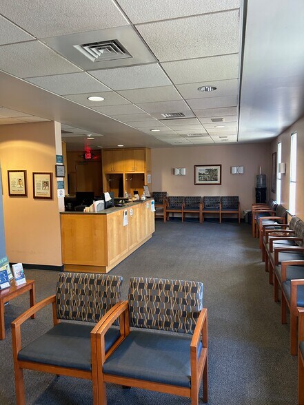 More Photos Of 510 Darby Rd, Havertown Medical For Lease