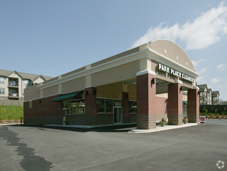 More Photos Of 4911 Cahaba River Rd, Birmingham Freestanding For Lease