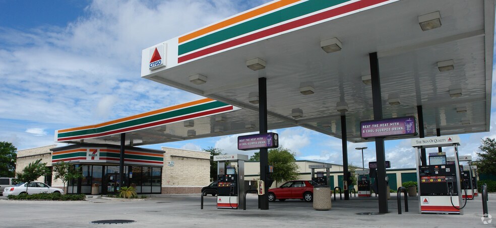 Primary Photo Of 7131 Ridge Rd, Port Richey Convenience Store For Sale