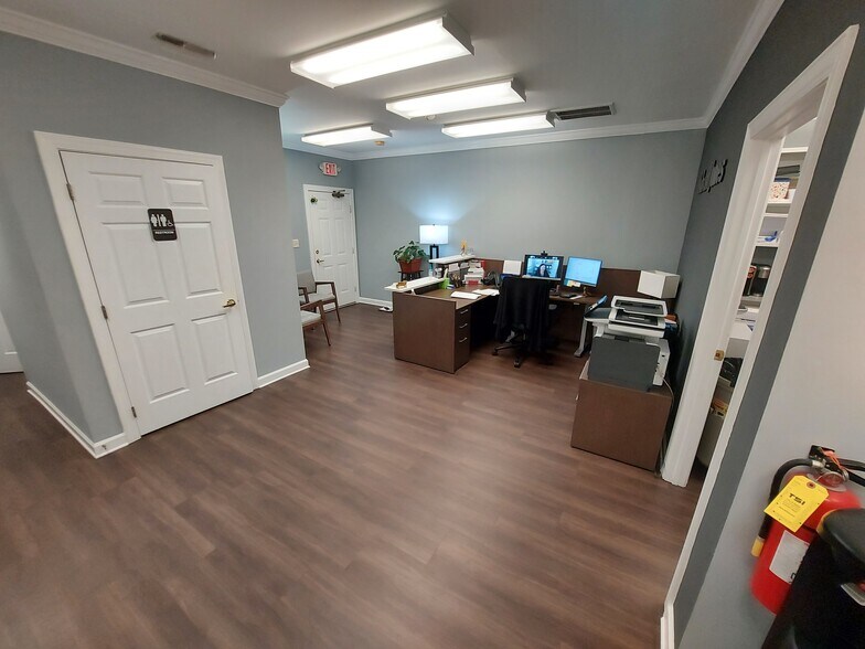 More Photos Of 511 Keisler Dr, Cary Office For Lease