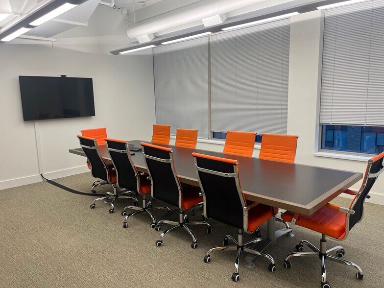 More Photos Of 360 N Main St, Royal Oak Apartments For Lease