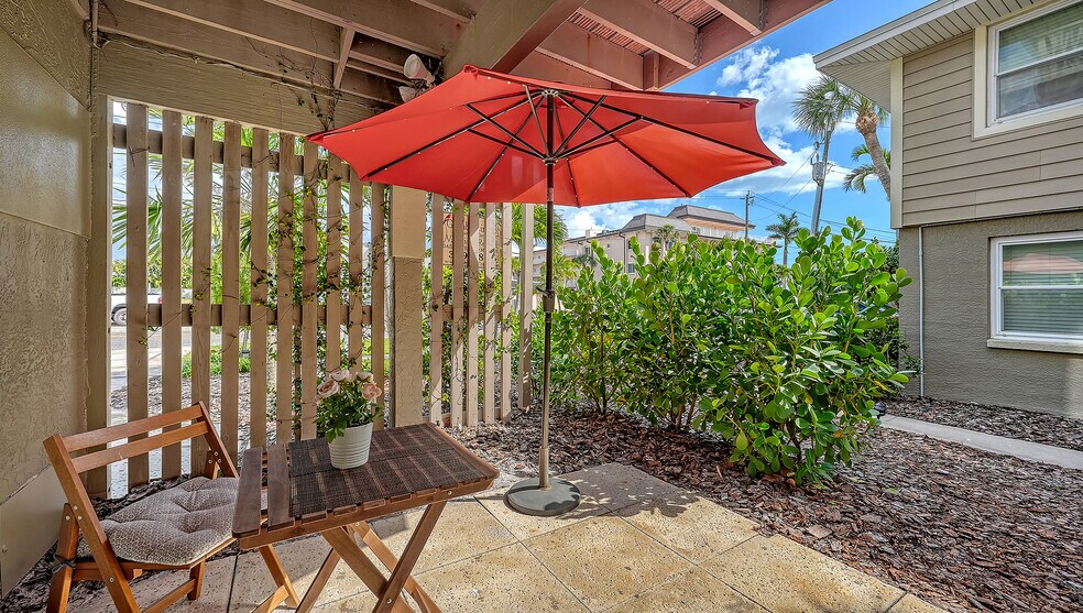More Photos Of 5610 AVENIDA DEL MARE, Sarasota Specialty For Sale