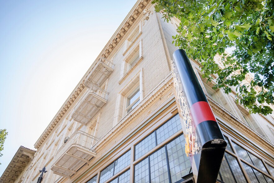 More Photos Of 1100-1106 11th St, Sacramento Office For Lease