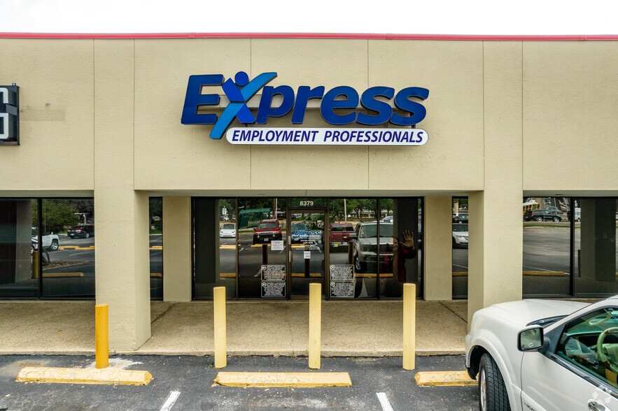 More Photos Of 8341-8381 Perrin Beitel Rd, San Antonio Unknown For Lease