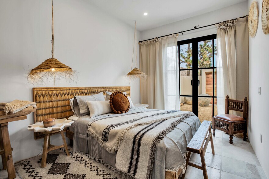 More Photos Of 56334-56336 29 Palms Hwy, Yucca Valley Storefront For Sale