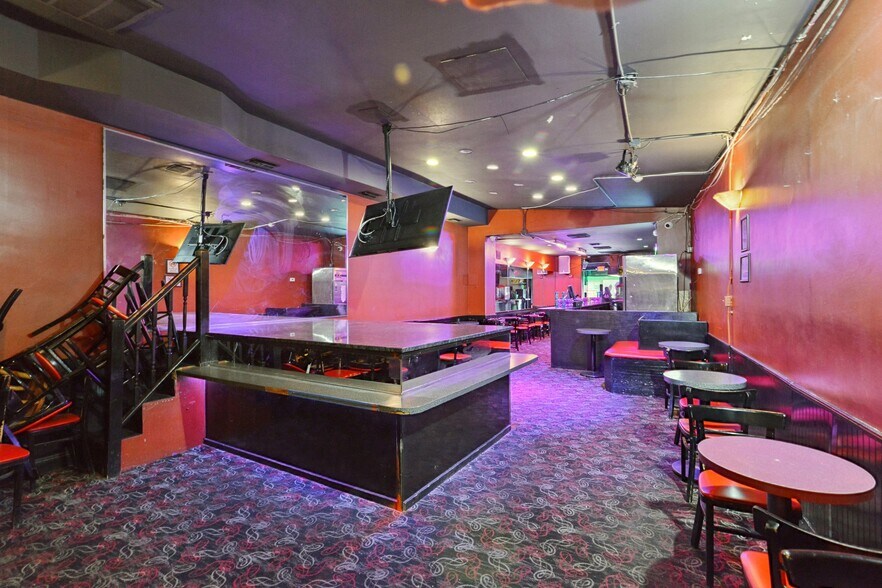 More Photos Of 508 Bourbon St, New Orleans Restaurant For Lease