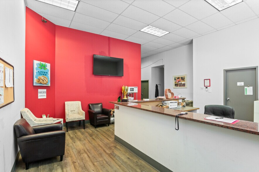 More Photos Of 225 Mariposa St, Denver Manufacturing For Lease