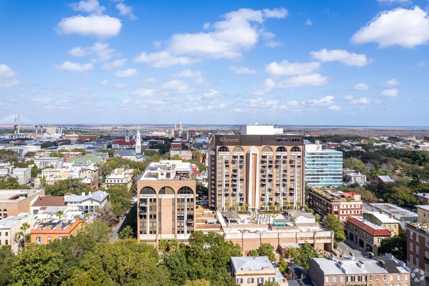 More Photos Of 300 Bull St, Savannah Office Residential For Lease