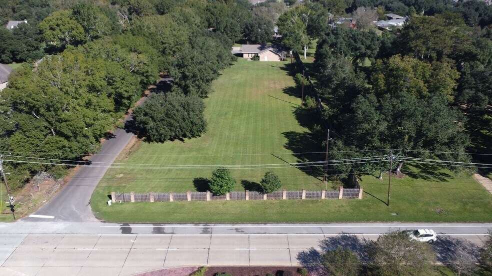 More Photos Of 1651 Church St, Zachary Religious Facility For Sale