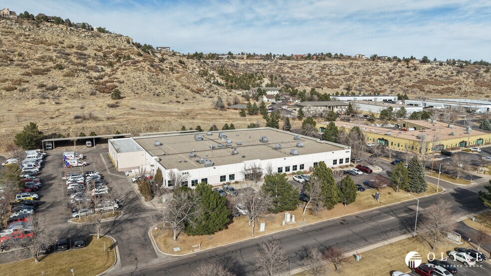 More Photos Of 980 Elkton Dr, Colorado Springs Flex For Lease