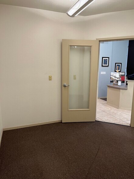 More Photos Of 4850 E Baseline Rd, Mesa Coworking Space