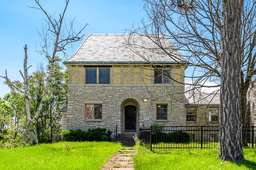 More Photos Of 6300 Minnesota Ave, Saint Louis Religious Facility For Sale