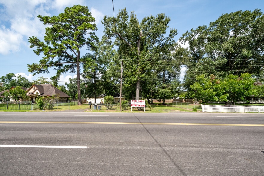 More Photos Of 11620 Fostoria Rd, Cleveland Office For Sale
