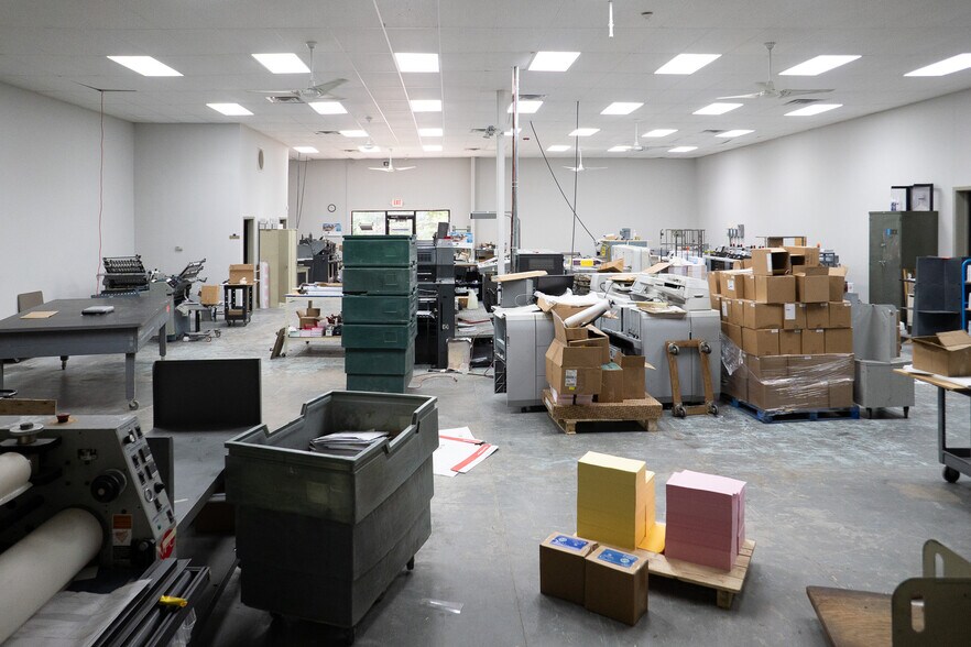 More Photos Of 9370 Industrial Trace, Alpharetta Warehouse For Lease