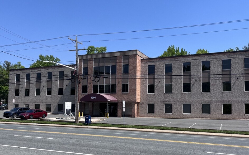 More Photos Of 1200 Philadelphia Pike, Wilmington Office For Sale