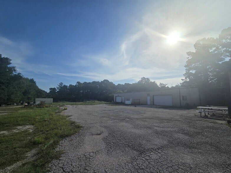 More Photos Of 2745 Interstate 45 S, New Waverly Manufacturing For Sale
