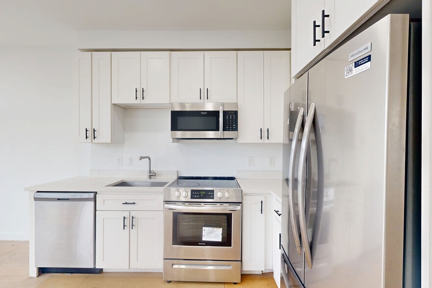 More Photos Of 3601 14th St NW, Washington Apartments For Sale