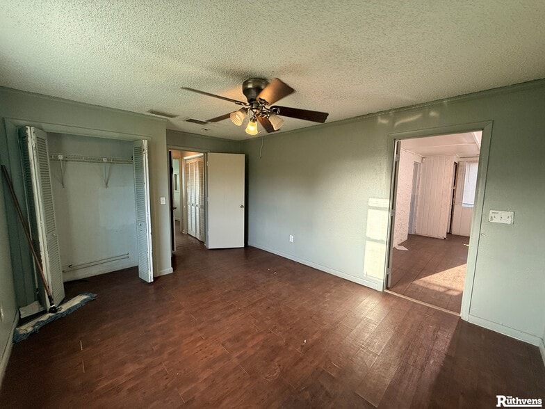 More Photos Of 595 W Summerlin St, Bartow Warehouse For Sale