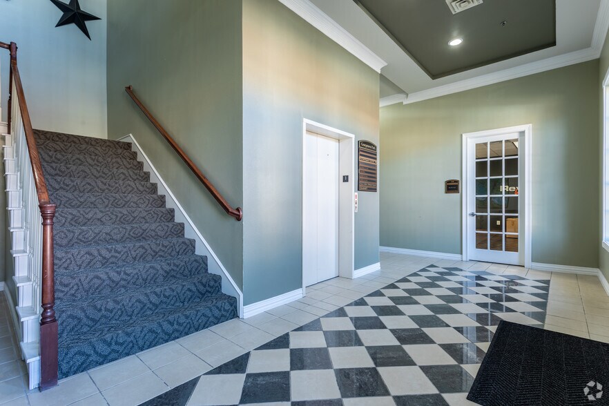 More Photos Of 2535 E Southlake Blvd, Southlake Office For Lease