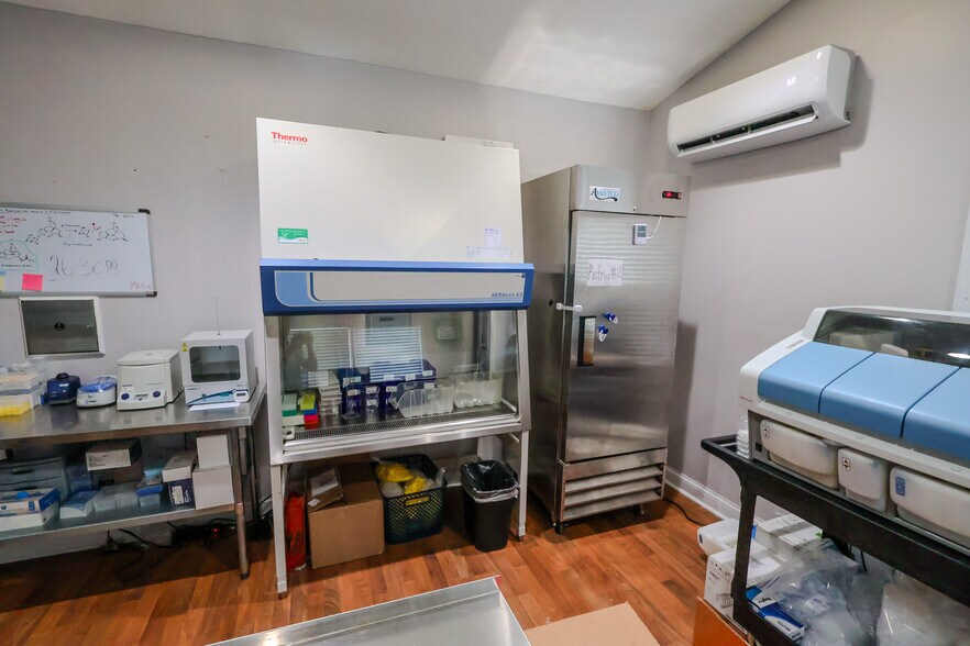 More Photos Of 2212 Hope Mills Rd, Fayetteville Office For Sale