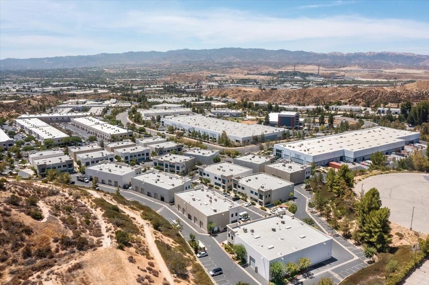 More Photos Of 28502 Constellation Rd, Valencia Warehouse For Sale