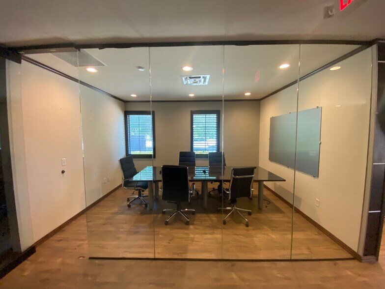 More Photos Of 1050 W Campbell Rd, Richardson Medical For Sale