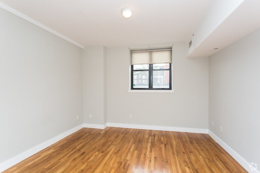 More Photos Of 361-385 Broadway, Chelsea Apartments For Lease