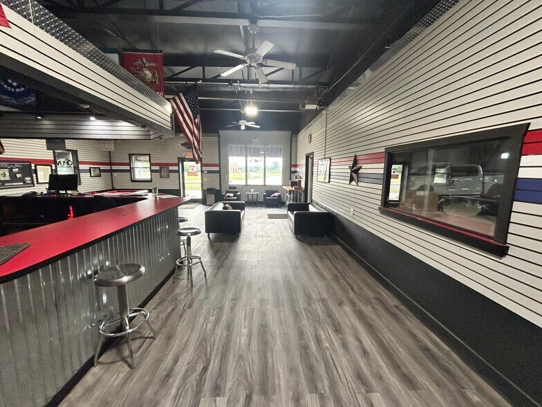 More Photos Of 4516 Van Dyke Rd, Almont Warehouse For Lease