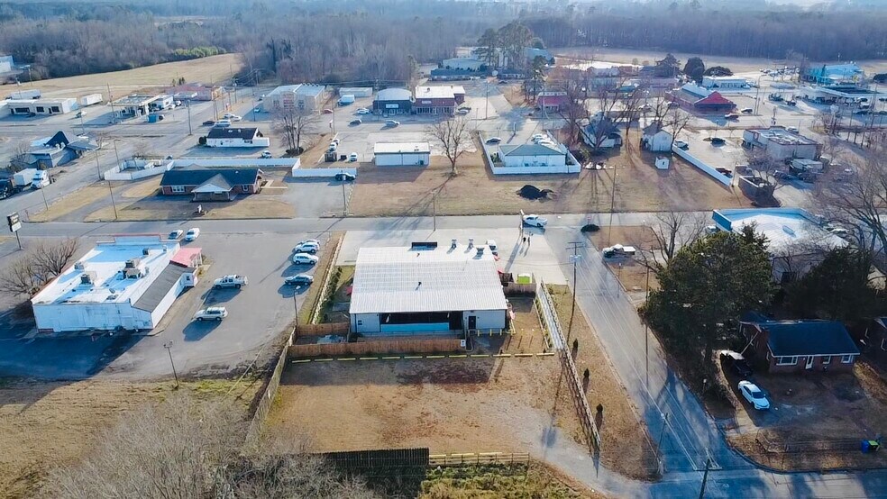 More Photos Of 1001 Jersey St, Ahoskie Restaurant For Sale