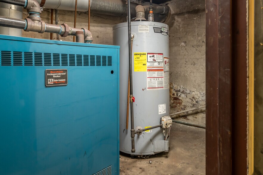 More Photos Of 3414 33rd St, Astoria Apartments For Sale